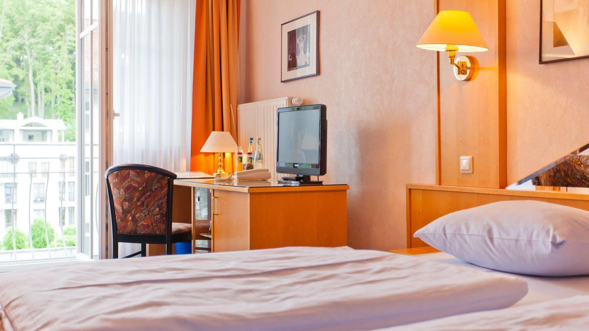 Hotel Villa Subklew Sellin  Zewnętrze zdjęcie